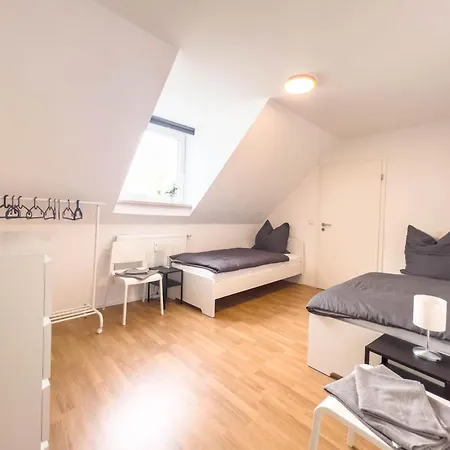 Monteurwohnung In - Einzelbetten, Voll Ausgestattete Kueche, Balkon, Modernes Bad - Wz06 I 07 *