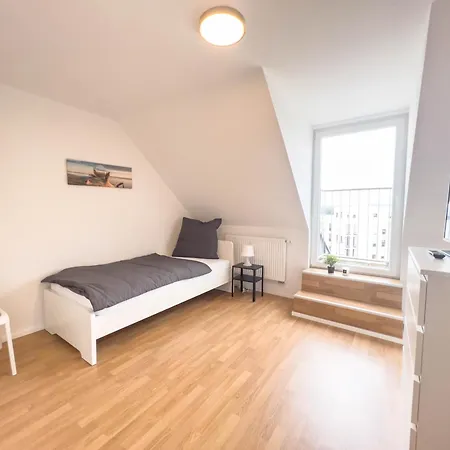 Lägenhet Monteurwohnung In - Einzelbetten, Voll Ausgestattete Kueche, Balkon, Modernes Bad - Wz06 I 07 *