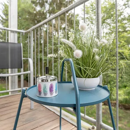 Monteurwohnung In - Einzelbetten, Voll Ausgestattete Kueche, Balkon, Modernes Bad - Wz06 I 07 アパート ヴェッツラー
